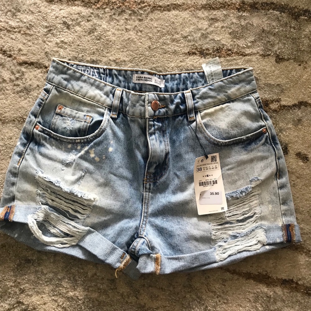 Zara light denim ripped jean shorts